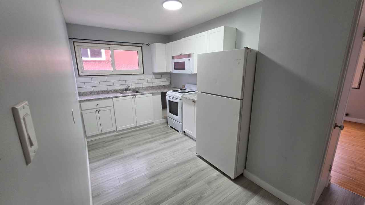 263 Jones St #4 - Photo 2 of 6