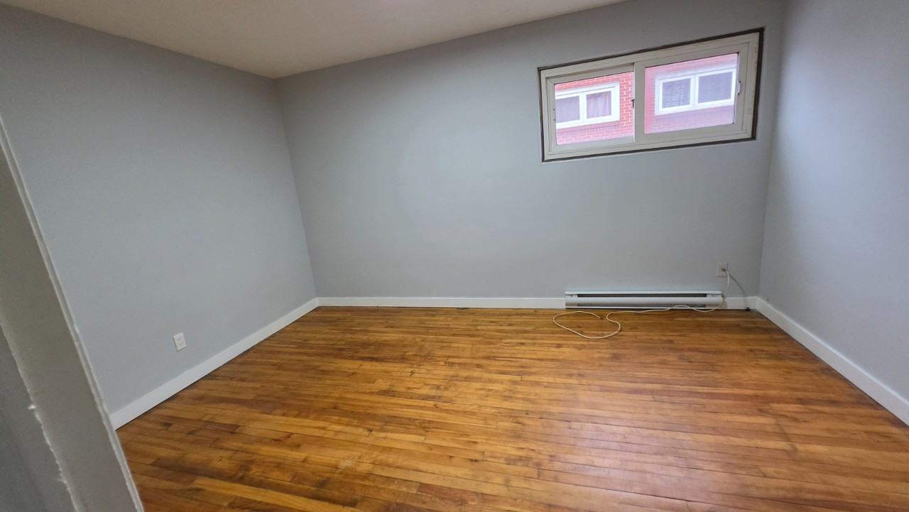 263 Jones St #4 - Photo 3 of 6