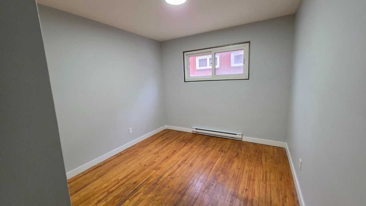 263 Jones St #4 - Photo 4 of 6