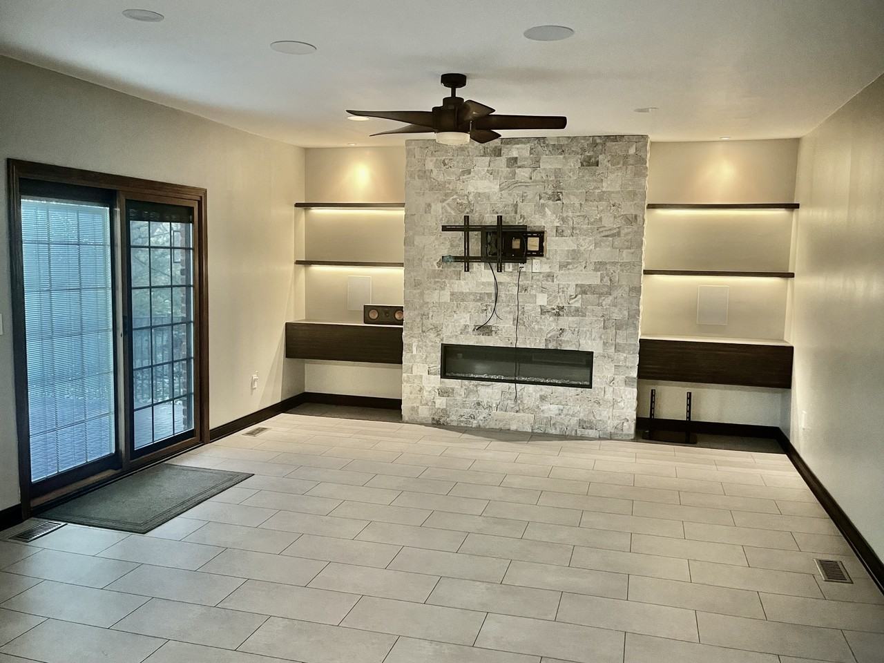 5160 Orchard Crest Dr #1 - Photo 3 of 19