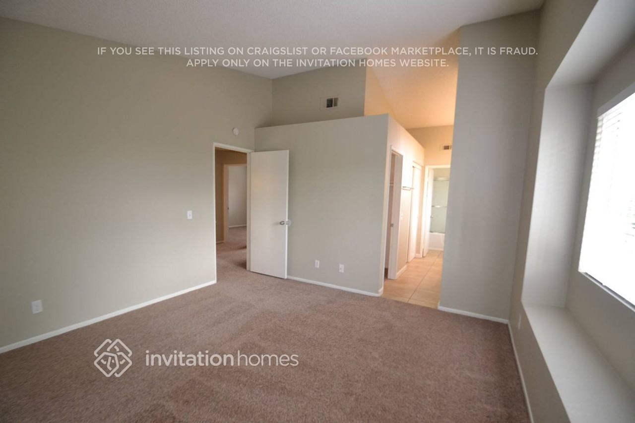 25601 Bay Ave - Photo 6 of 9