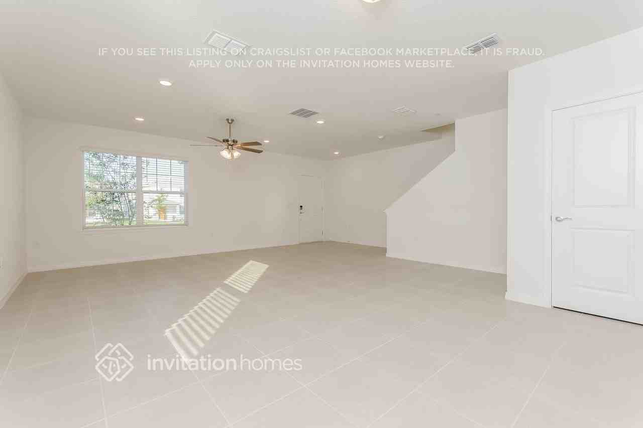 6213 Sunny Time Ave - Photo 6 of 17