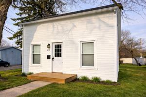 featured image of 619 Mckinley Ave #1