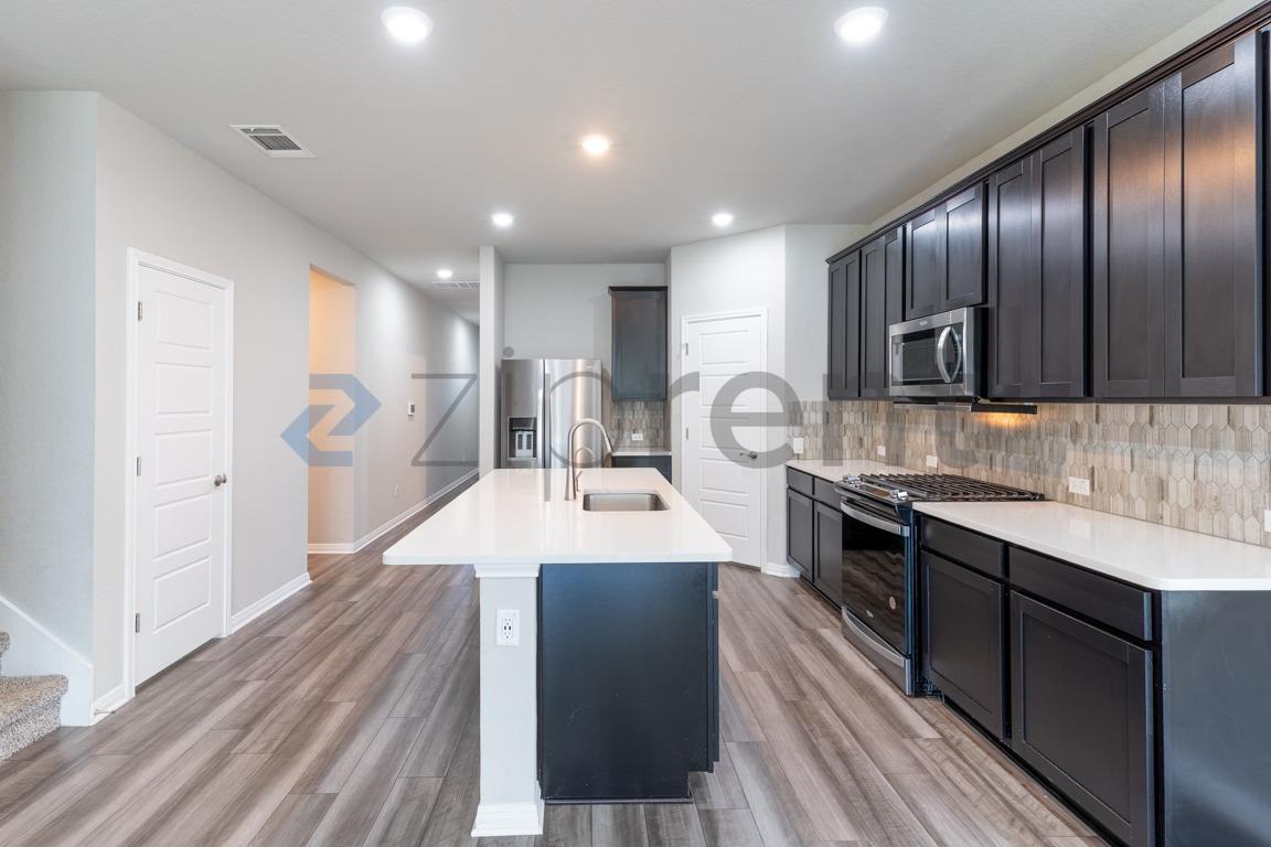 205 Ethan Run - Photo 6 of 26