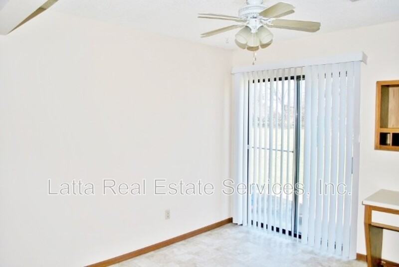 2117 Highridge Dr - Photo 6 of 14