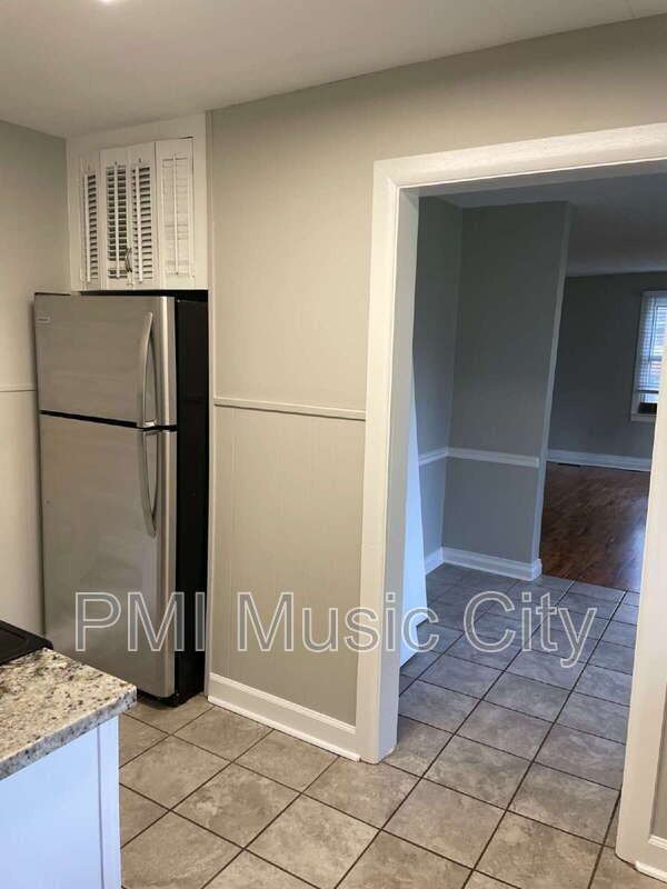 239 Tanksley Ave - Photo 3 of 6