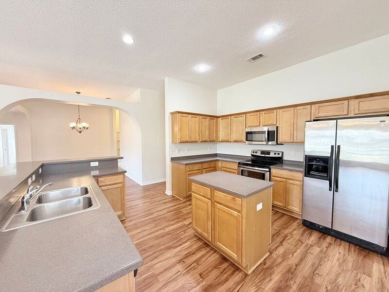 5851 Chi Chi Cir - Photo 3 of 18