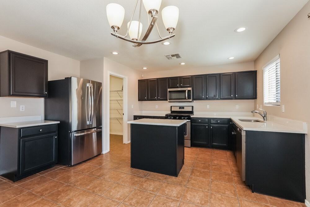 1935 E Renegade Trl - Photo 7 of 17