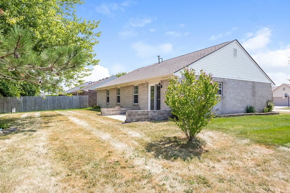 6404 Amarillo Way - Photo 4 of 16