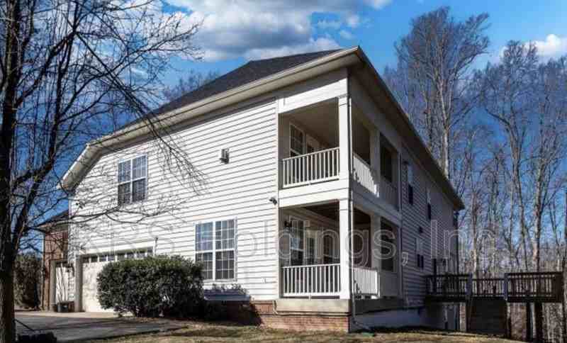 159 Sanford Ferry Ct - Photo 4 of 50