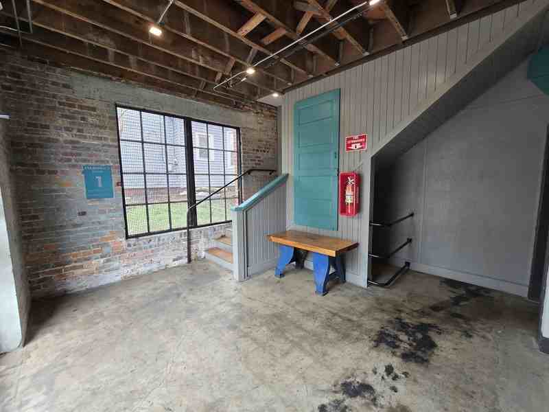 123 Pine St #15 - Photo 5 of 16