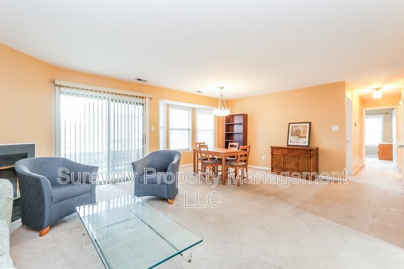 306 Trinity Ct #5 - Photo 2 of 15