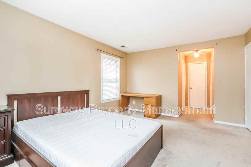 306 Trinity Ct #5 - Photo 6 of 15