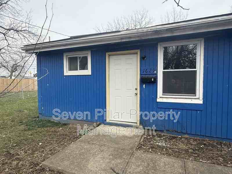 1629 Lexington Ave #A - Photo 2 of 11