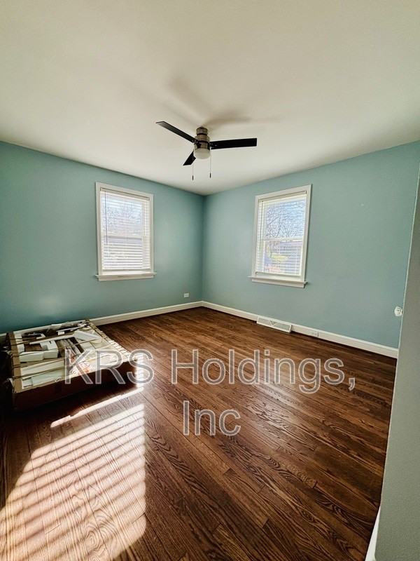 1103 Forest Hills Ave #B - Photo 5 of 15