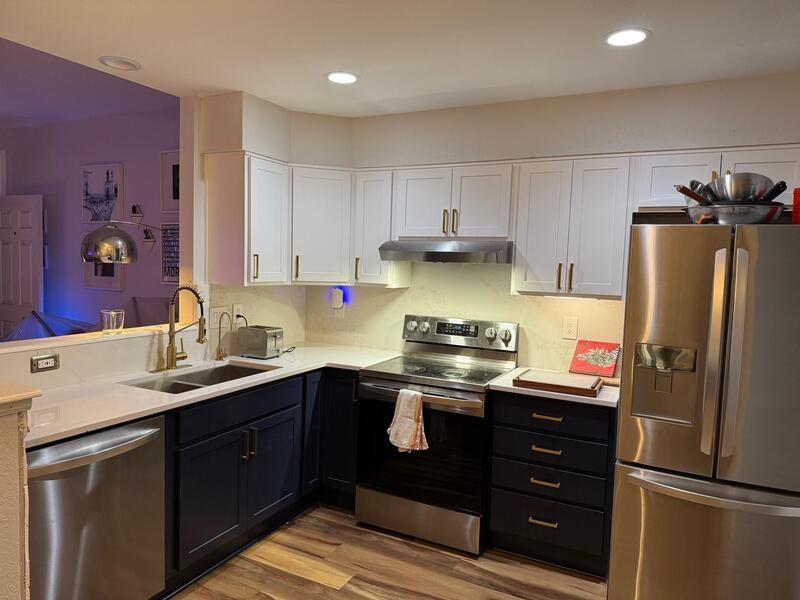 921 26th St - Photo 4 of 15