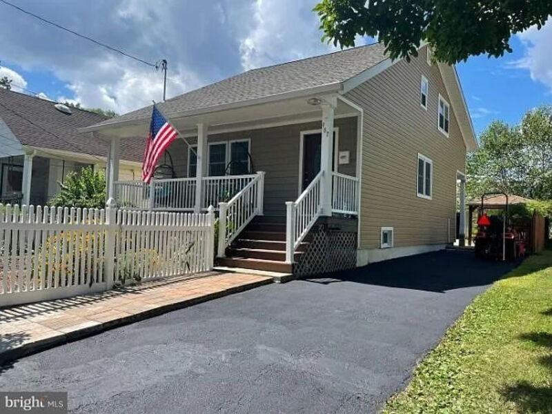 487 Walker Ave #2 - Photo 6 of 6