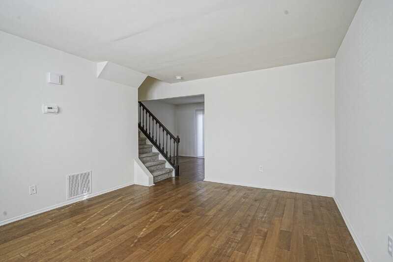 3312 Larkspur Ct - Photo 3 of 13