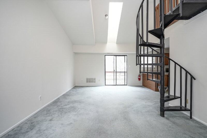 4526 Concord Pl - Photo 4 of 25