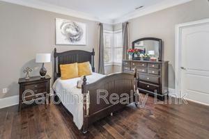 featured image of Thompson Ave #2