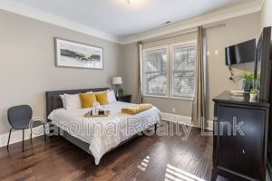 featured image of Thompson Ave #6
