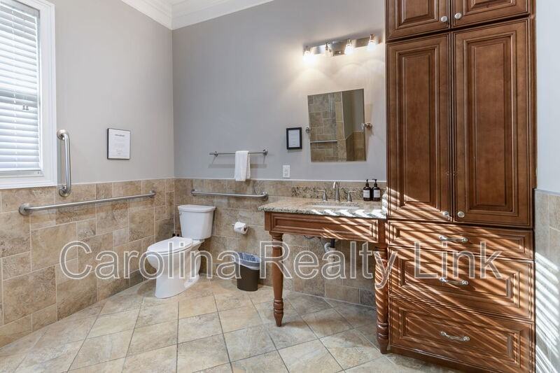 Thompson Ave #6 - Photo 2 of 14