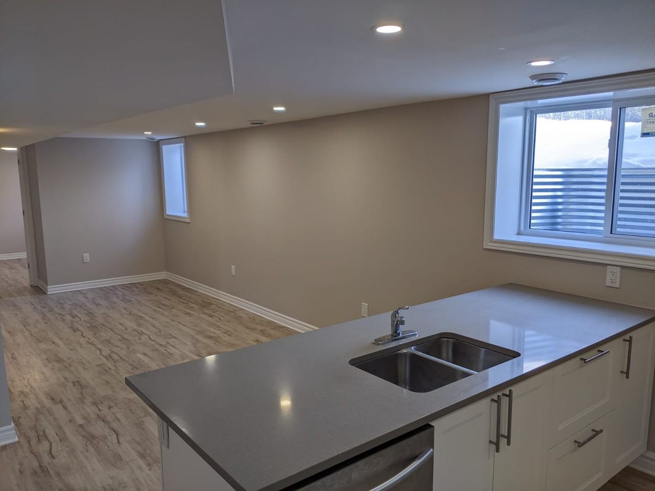 5281 Hillcrest Drive - Photo 4 of 15