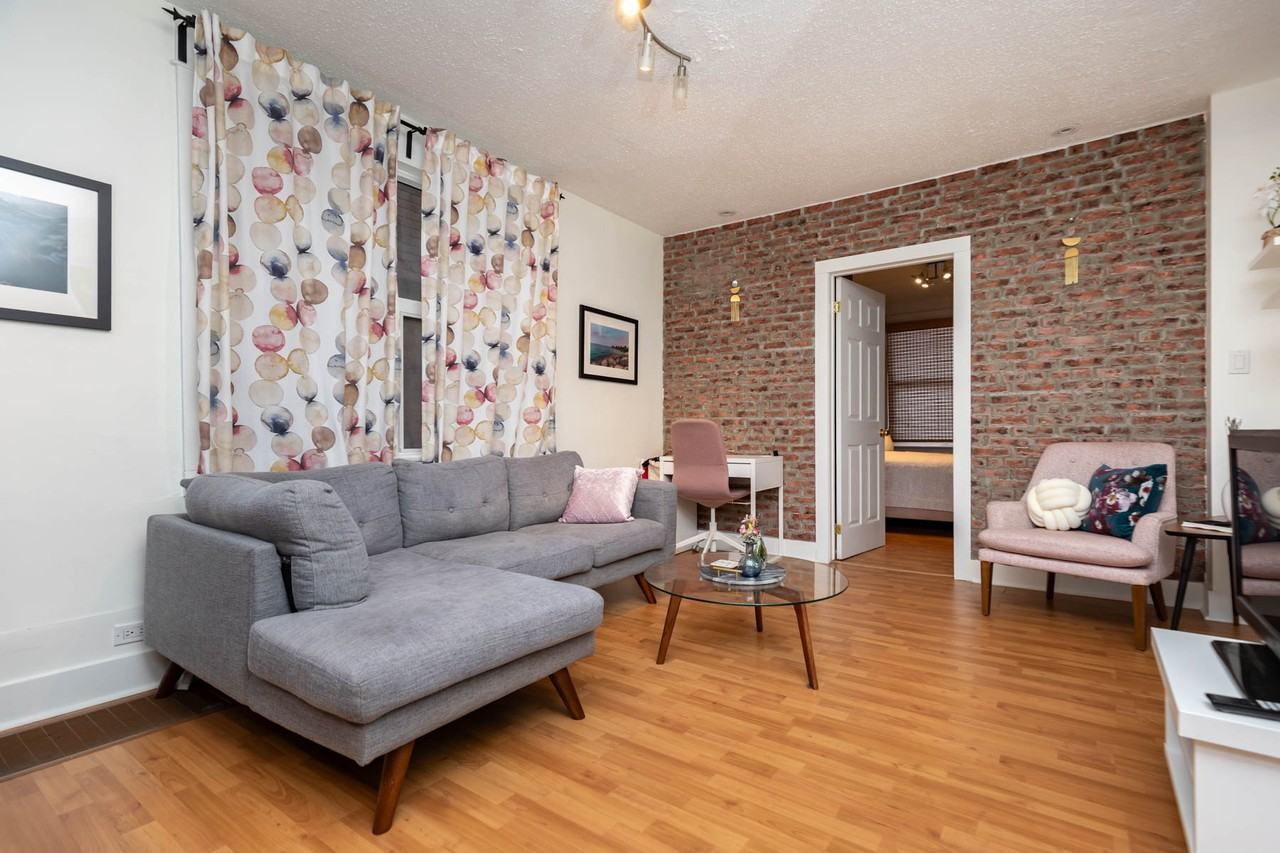 32 Barrington Avenue - Photo 6 of 23