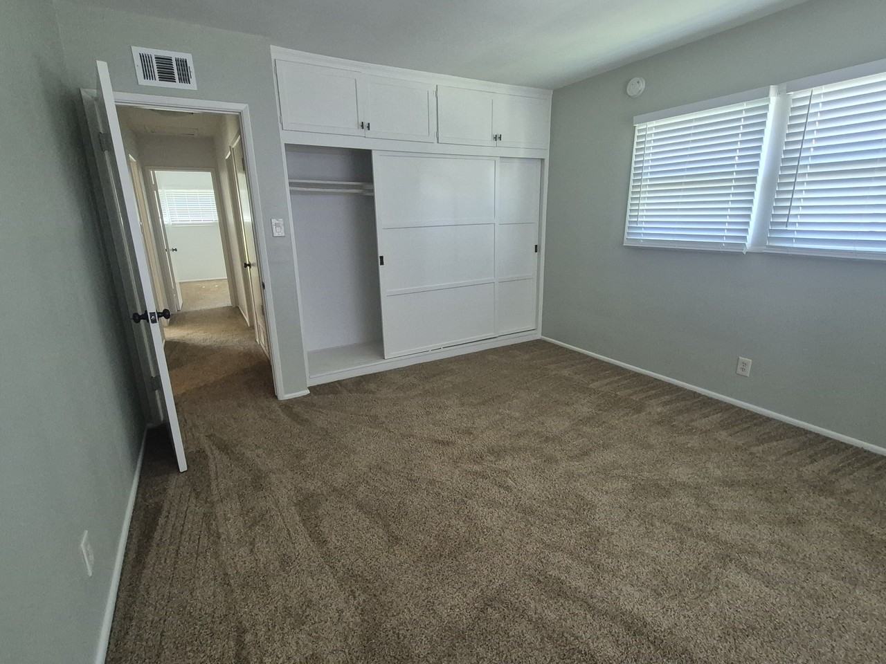 7357 Forest Avenue - Photo 4 of 6