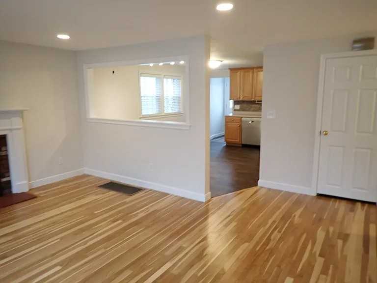 5052 Fuller St #1 - Photo 3 of 14