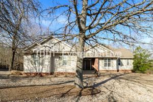 featured image of 3 Aylesford Ln