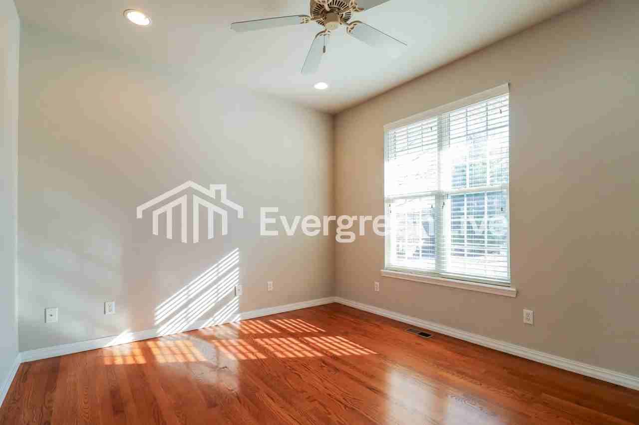 3 Aylesford Ln - Photo 3 of 15