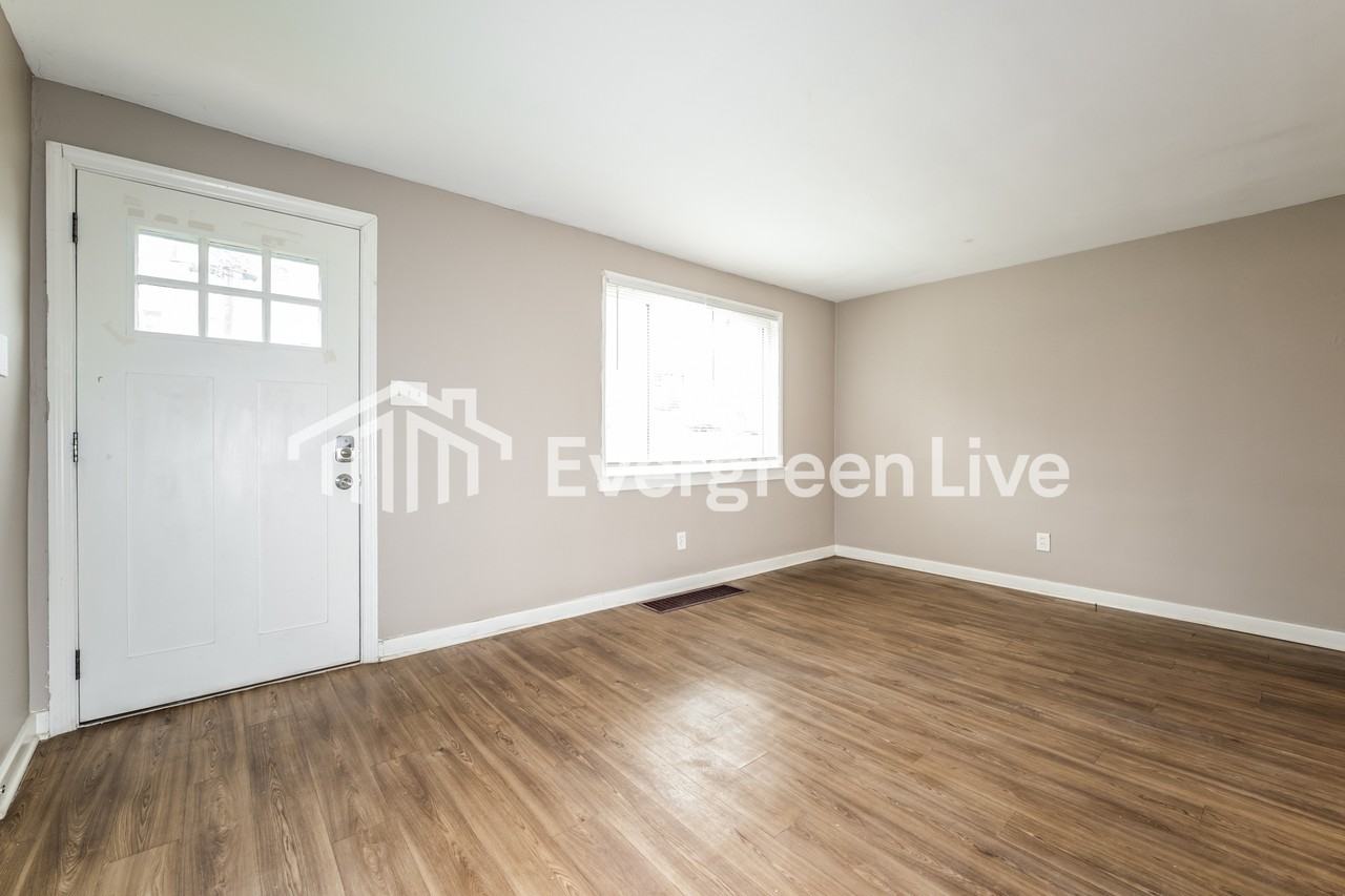 700 Beulah Rd - Photo 2 of 15