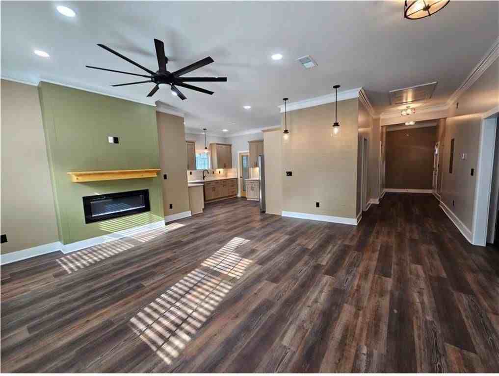 198 Wellington St Sw - Photo 7 of 29