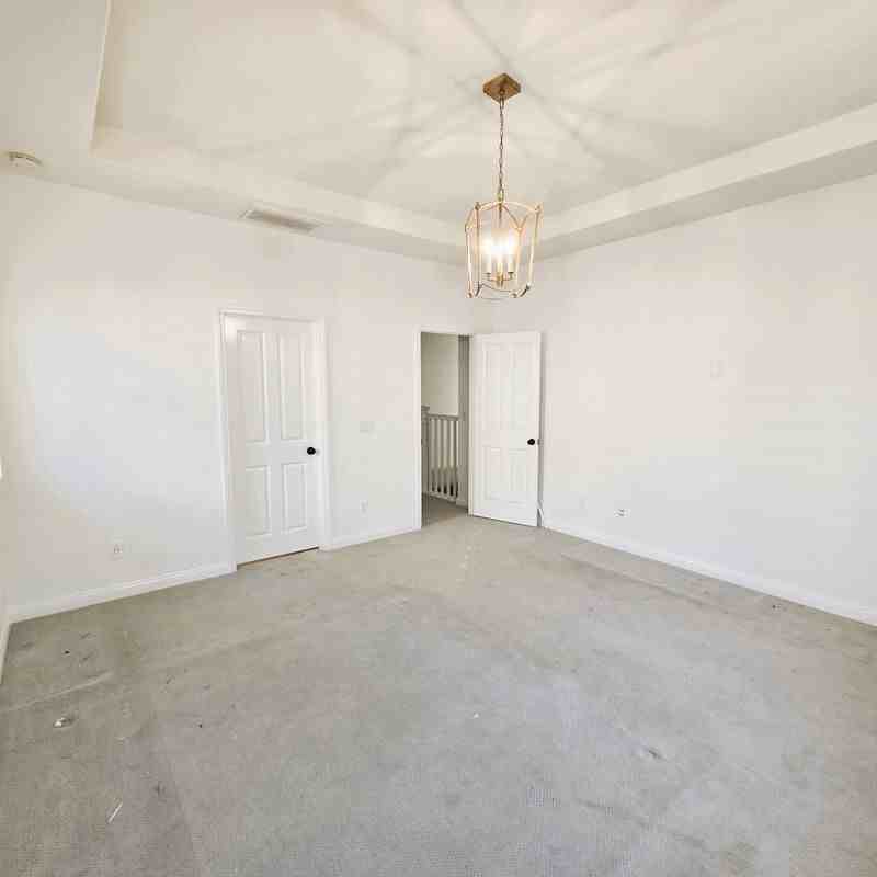 53 Serenity - Photo 3 of 10