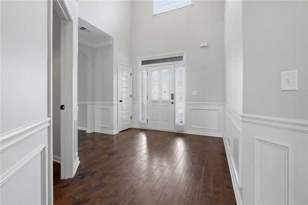 523 Besra Dr - Photo 4 of 25