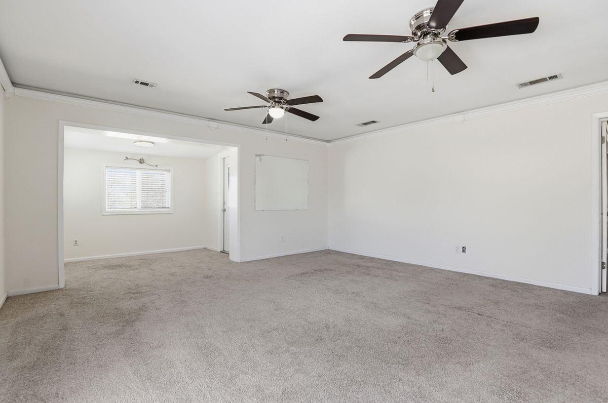 128 Skyview Ter - Photo 6 of 13