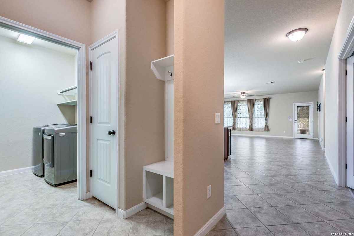 13410 Flora Spgs - Photo 3 of 7