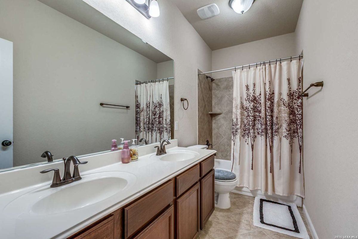 13410 Flora Spgs - Photo 4 of 7