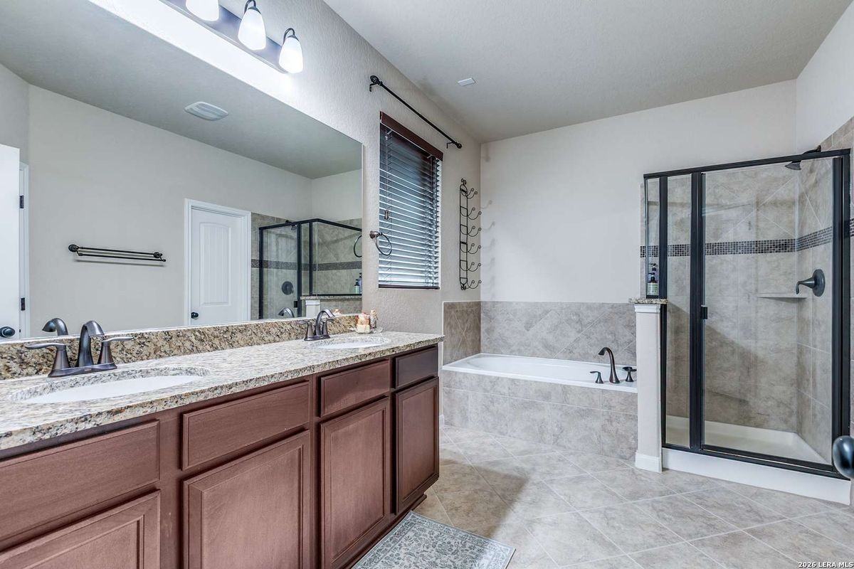 13410 Flora Spgs - Photo 5 of 7