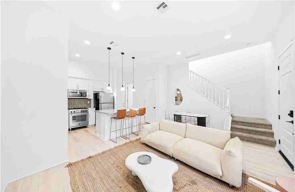 856 Francesca Dr - Photo 6 of 24