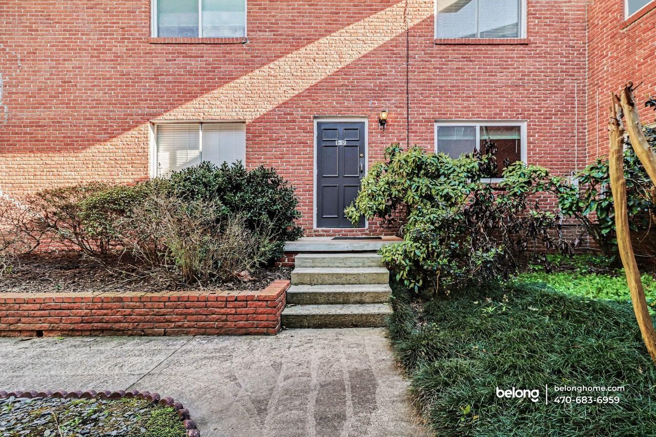 1822 N Rock Springs Rd Ne #11 - Photo 2 of 26