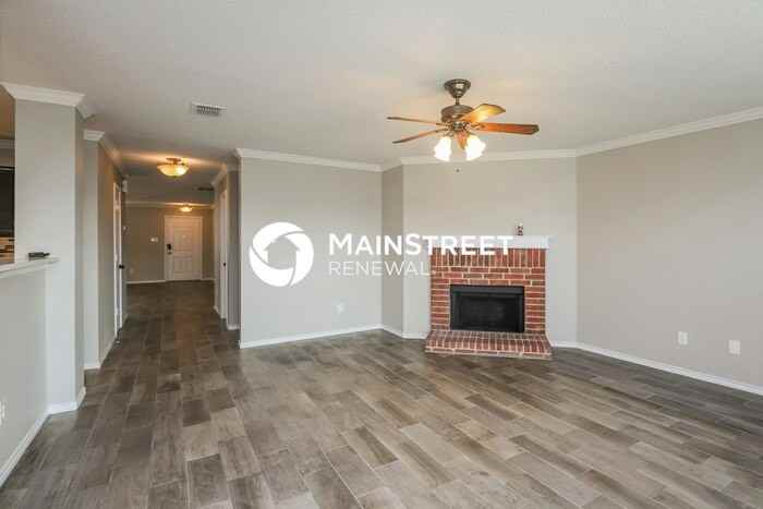 941 Stone Chapel Way - Photo 4 of 17