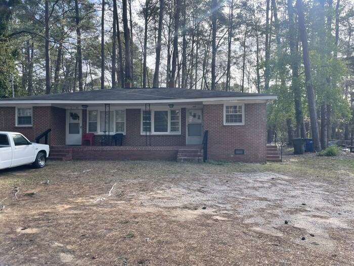 429 Rose Ln - Photo 3 of 12