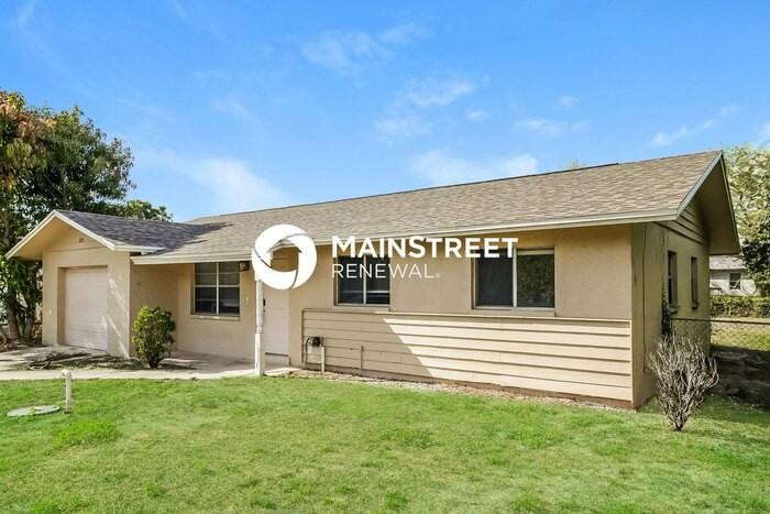 5210 2nd St W - Photo 2 of 17