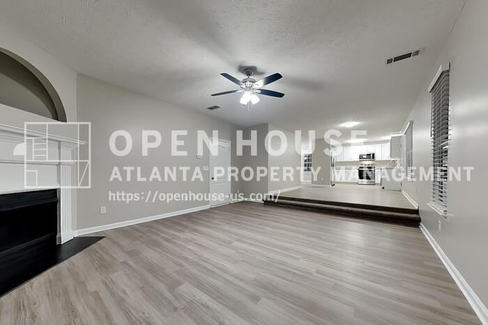 2381 Temple View Ct - Photo 5 of 23