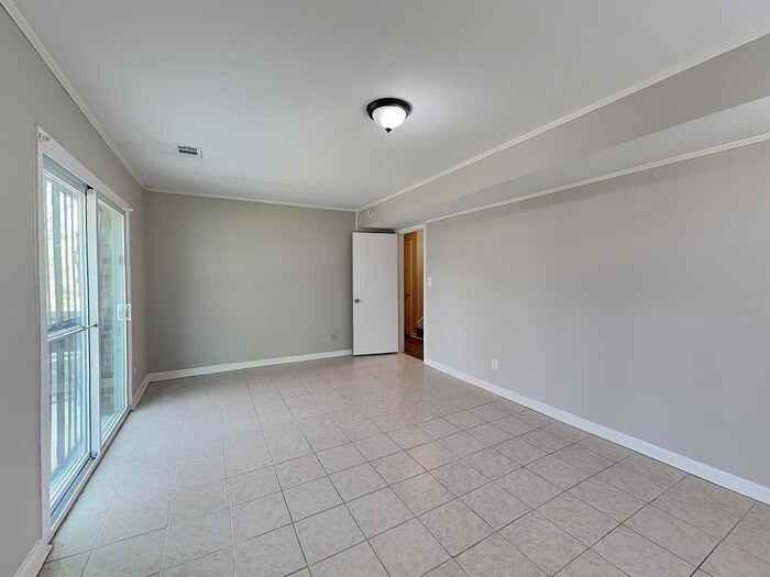 2252 2252 7 Oaks Circle - Photo 7 of 23
