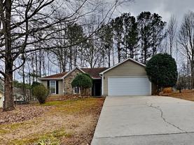 411 Fieldgreen Dr - Photo 1 of 1