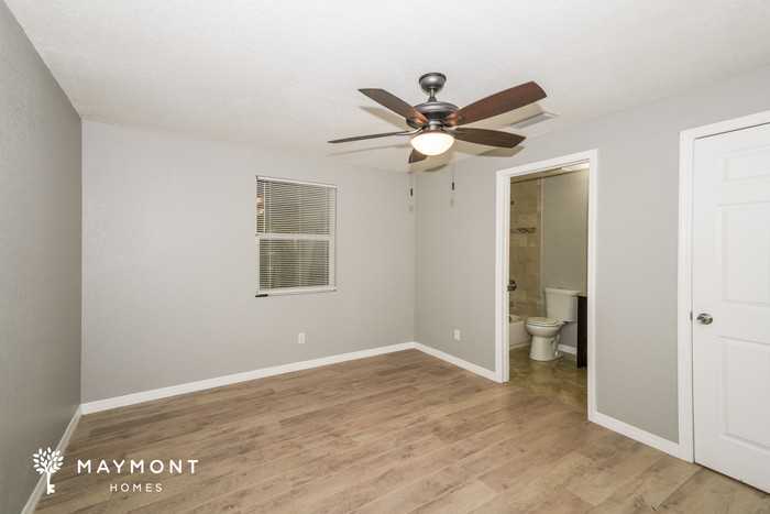 1705 East Lambright Street North - Photo 7 of 15