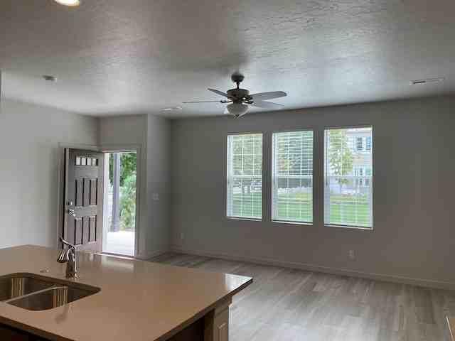 1326 S Goldking Way - Photo 3 of 15